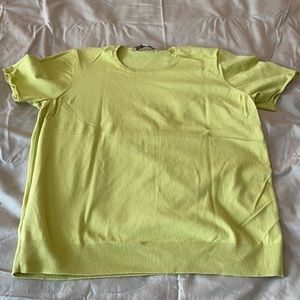 Like new lime green sweater tee